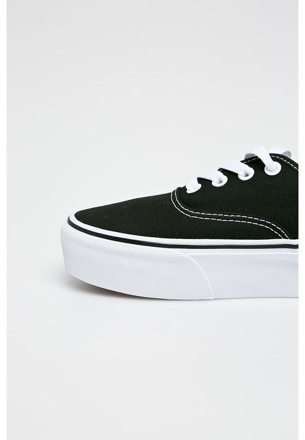 Vans - Tenisówki. Nosek buta: okrągły. Zapięcie: sznurówki. Kolor: czarny. Materiał: guma. Obcas: na platformie