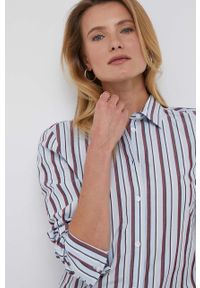 TOMMY HILFIGER - Tommy Hilfiger koszula bawełniana damska kolor niebieski regular z kołnierzykiem klasycznym. Okazja: na co dzień. Typ kołnierza: kołnierzyk klasyczny. Kolor: niebieski. Materiał: bawełna. Długość rękawa: długi rękaw. Długość: długie. Styl: klasyczny #2