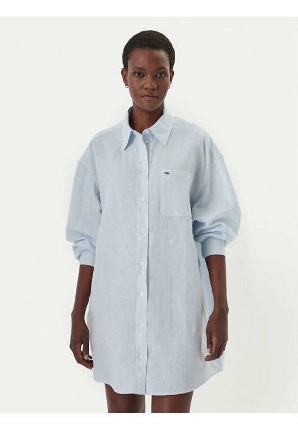 Tommy Jeans Sukienka koszulowa DW0DW22344 Błękitny Relaxed Fit. Kolor: niebieski. Materiał: len. Typ sukienki: koszulowe
