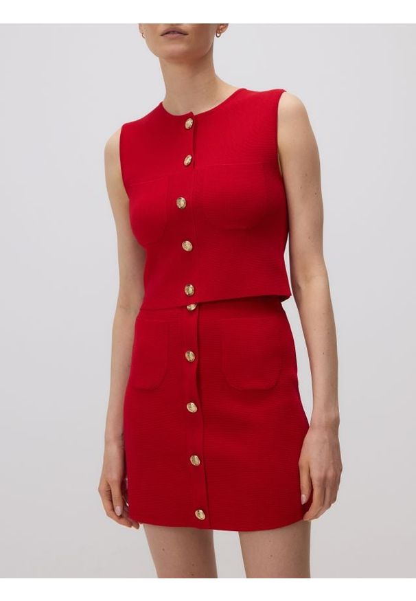 Reserved - Spódnica mini z kieszeniami - czerwony. Kolor: czerwony. Materiał: dzianina, wiskoza. Wzór: gładki. Styl: klasyczny