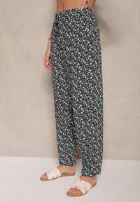 Renee - Zielono-Czarne Spodnie z Wiskozy High Waist w Kwiatowy Wzór Liosena. Okazja: na co dzień. Stan: podwyższony. Kolor: zielony. Materiał: wiskoza. Wzór: kwiaty. Styl: casual