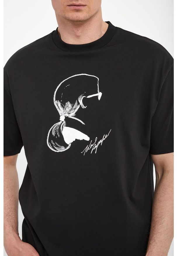 Karl Lagerfeld - T-shirt męski z haftem KARL LAGERFELD. Wzór: haft