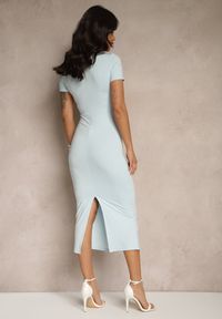 Renee - Jasnoniebieska Sukienka Bodycon o Dopasowanym Kroju z Dekoltem w V Efrerina. Okazja: na co dzień. Kolor: niebieski. Materiał: jeans. Długość rękawa: krótki rękaw. Typ sukienki: bodycon. Styl: klasyczny, casual, elegancki #5