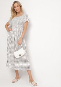 Born2be - Biała Sukienka z Bawełny o Rozkloszowanym Kroju w Kropeczki Lisadrisa. Okazja: na imprezę, na co dzień. Kolor: biały. Materiał: bawełna. Długość rękawa: krótki rękaw. Styl: elegancki, casual, klasyczny #6