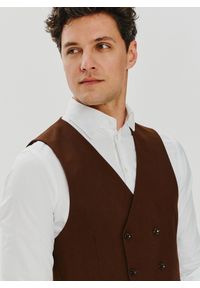 Pako Lorente - PAKO LORENTE – Brązowa dwurzędowa kamizelka męska. Okazja: na wesele, na ślub cywilny. Kolor: beżowy, brązowy. Styl: młodzieżowy, elegancki #3