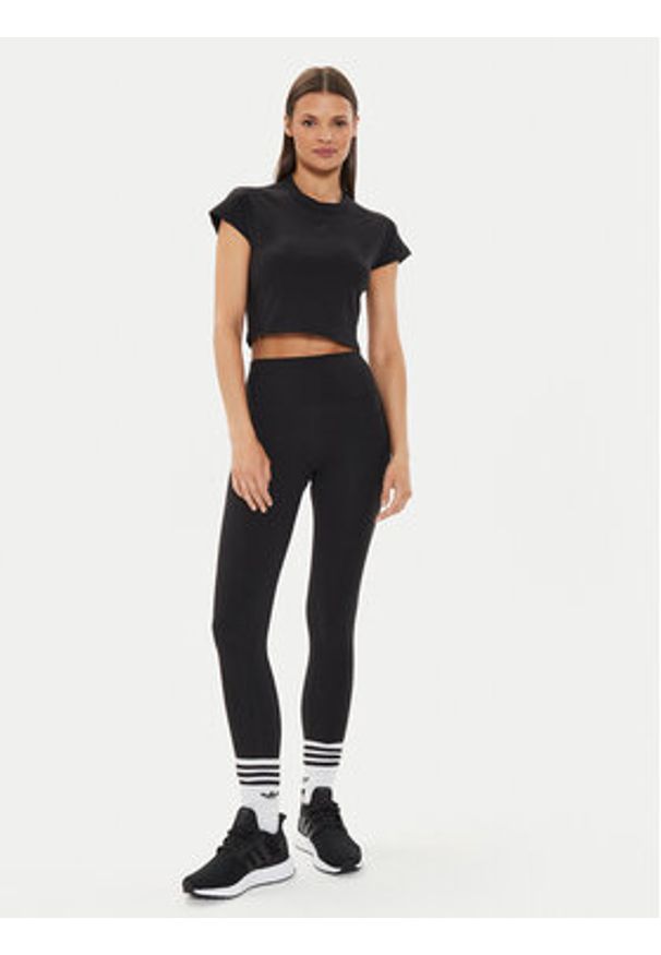 Adidas - adidas T-Shirt Lounge Ribbed IT2547 Czarny Slim Fit. Kolor: czarny. Materiał: bawełna