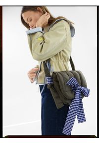 Reserved - Pikowana torebka - brązowy. Kolor: brązowy. Wzór: gładki. Materiał: pikowane #1