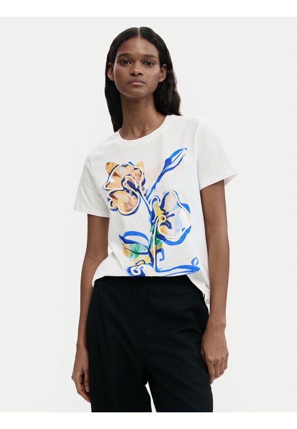 Desigual T-Shirt Zurich 26SWTK38 Biały Regular Fit. Kolor: biały. Materiał: bawełna