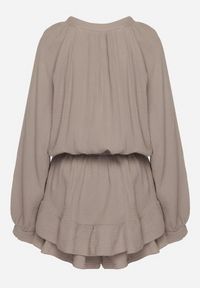 Born2be - Ciemnobeżowy Bawełniany Kombinezon z Elastyczną Gumką w Talii i Spódnico-Spodenkami Gleasea. Okazja: na co dzień. Kolor: beżowy. Materiał: bawełna. Styl: elegancki, casual #5