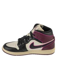 Jordan - Buty sportowe Sneakersy damskie, Air 1 Mid SE. Kolor: czerwony. Sport: turystyka piesza