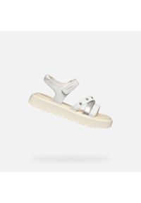 Sandały Geox Model J Sandal Kodette Gir Kolor Biały. Kolor: szary, biały, wielokolorowy. Materiał: syntetyk. Sezon: lato