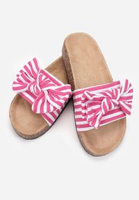 Renee - Różowe Klapki Wylinlith. Nosek buta: okrągły. Kolor: różowy. Materiał: materiał, prążkowany. Wzór: prążki, aplikacja #3