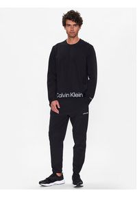 Calvin Klein Performance Spodnie dresowe 00GMS3P600 Czarny Regular Fit. Kolor: czarny. Materiał: syntetyk #5