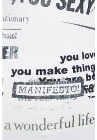 Desigual sukienka kolor biały mini dopasowana. Kolor: biały. Materiał: materiał, wiskoza, dzianina. Długość rękawa: długi rękaw. Typ sukienki: dopasowane. Długość: mini #5