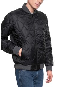 Wrangler - KURTKA WRANGLER BOMBER JACKET BLACK W4A6Y8100. Kolor: czarny #8