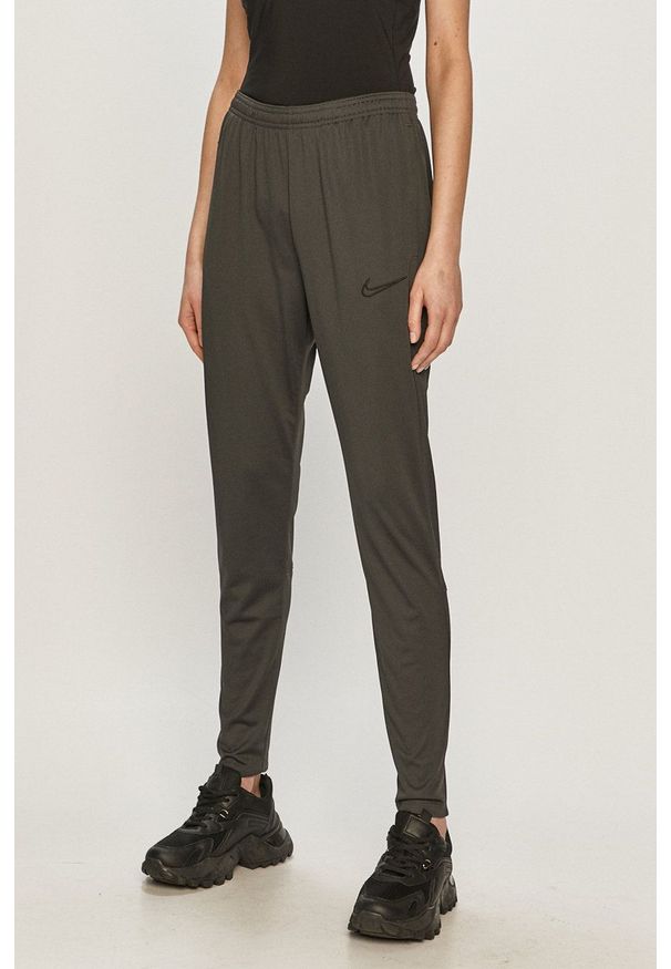 Nike - Dres. Kolor: szary. Materiał: dresówka