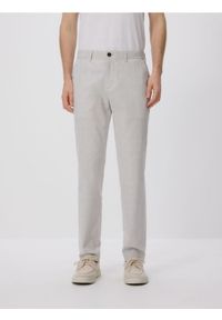 Reserved - Spodnie chino slim z lnem - jasnoszary. Kolor: szary. Materiał: len #1