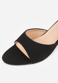 Born2be - Czarne Klapki na Kaczuszce z Otwartym Noskiem Xenlyn. Okazja: na co dzień. Nosek buta: otwarty. Kolor: czarny. Materiał: jeans. Obcas: na szpilce. Styl: casual, elegancki. Wysokość obcasa: średni #4