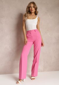 Renee - Różowe Spodnie w Kant w Garniturowym Stylu High Waist Jaessa. Stan: podwyższony. Kolor: różowy. Styl: elegancki