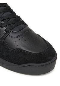 EA7 Emporio Armani Sneakersy X8X187 XK402 M701 Czarny. Kolor: czarny. Materiał: skóra #4