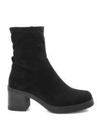 Czarne Botki S.Barski Stylowe Obuwie Damskie. Okazja: na co dzień. Zapięcie: zamek. Kolor: czarny. Szerokość cholewki: normalna. Materiał: materiał. Sezon: zima, jesień. Obcas: na obcasie. Styl: elegancki. Wysokość obcasa: średni #7