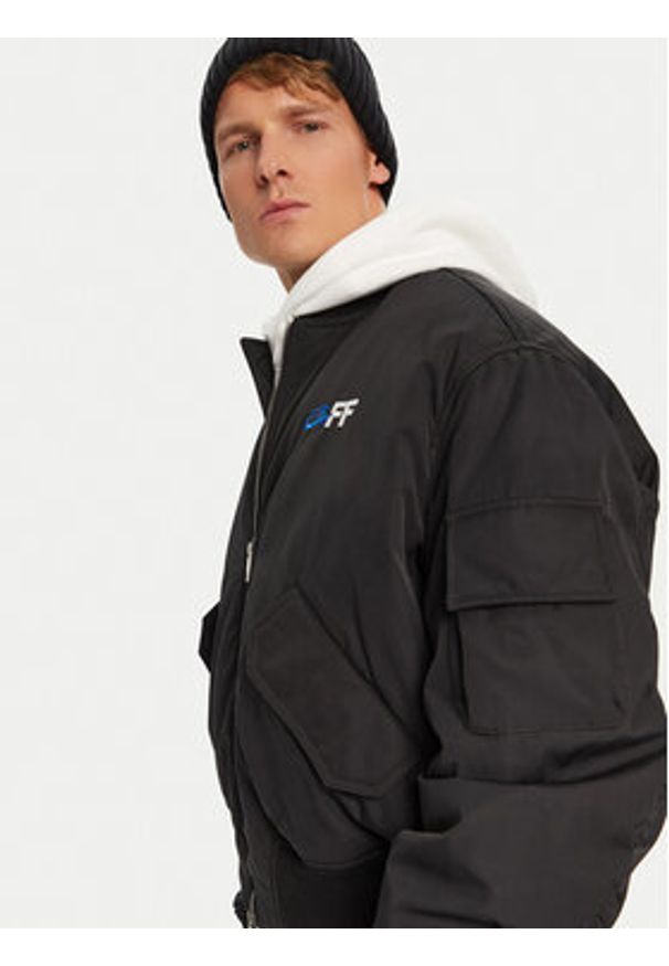 OFF-WHITE - Off-White Kurtka bomber OMEH049S23FAB0011001 Czarny Regular Fit. Kolor: czarny. Materiał: syntetyk