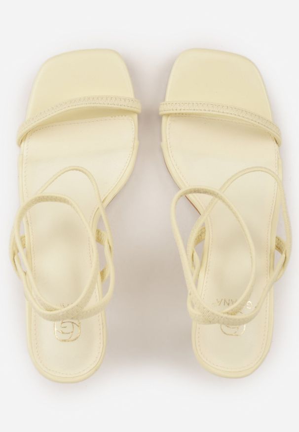 Renee - Żółte Sandały na Szpilce z Dopasowującymi się do Stopy Paskami Usinrya. Zapięcie: pasek. Kolor: żółty. Materiał: satyna. Wzór: paski. Obcas: na szpilce. Wysokość obcasa: średni