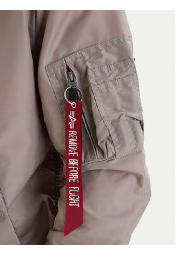 Alpha Industries Kurtka bomber Ma-1 196108 Beżowy Regular Fit. Kolor: beżowy. Materiał: syntetyk