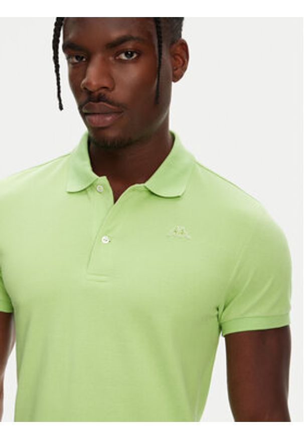 Robe di Kappa Polo William 6006170 Zielony Slim Fit. Typ kołnierza: polo. Kolor: zielony. Materiał: bawełna