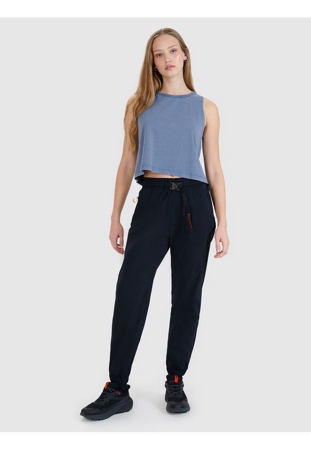 4f - 4F Spodnie casual damskie - czarne XS. Okazja: na co dzień. Kolor: czarny. Materiał: syntetyk, materiał, tkanina. Styl: casual