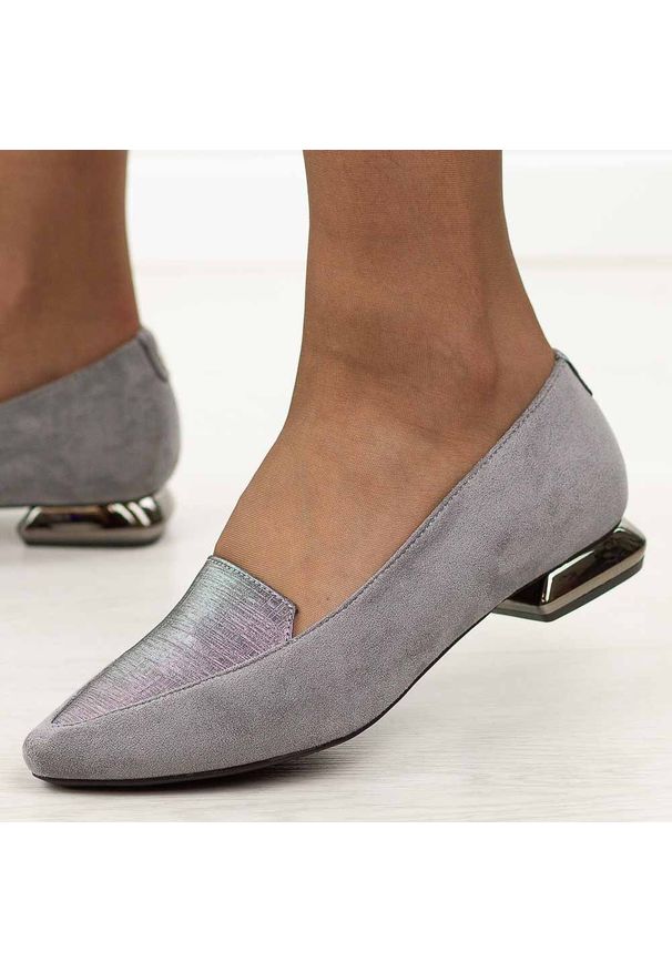 Szare baleriny damskie Jezzi Asa178-1. Kolor: szary. Materiał: zamsz