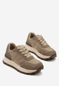 Born2be - Ciemnobeżowe Sneakersy z Ozdobnymi Przeszyciami Alentia. Okazja: na co dzień, na spacer. Kolor: beżowy. Materiał: jeans. Sport: turystyka piesza #4