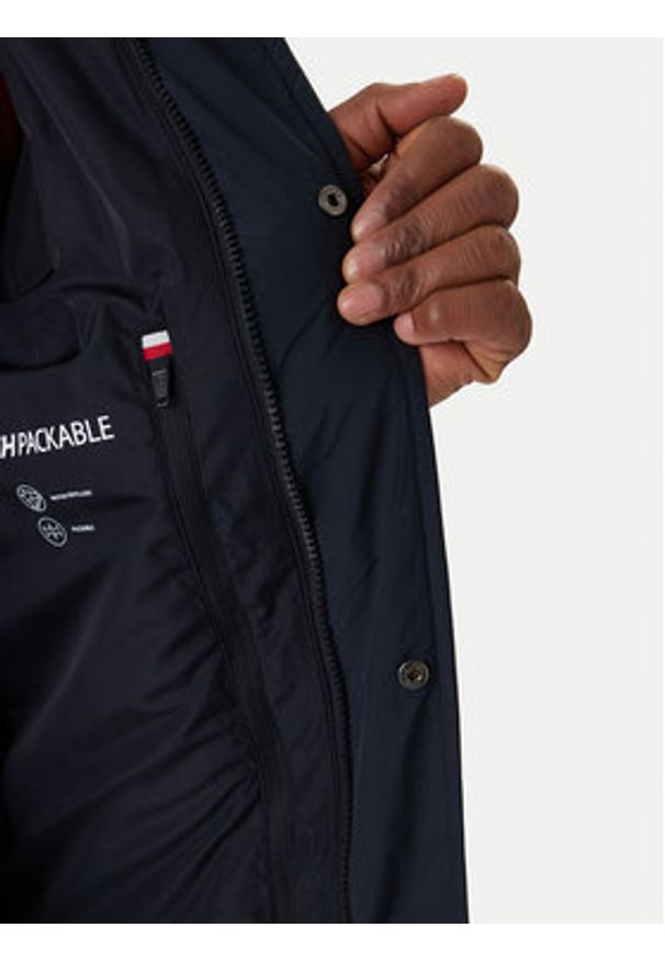 TOMMY HILFIGER - Tommy Hilfiger Płaszcz przejściowy MW0MW42569 Granatowy Regular Fit. Kolor: niebieski. Materiał: syntetyk