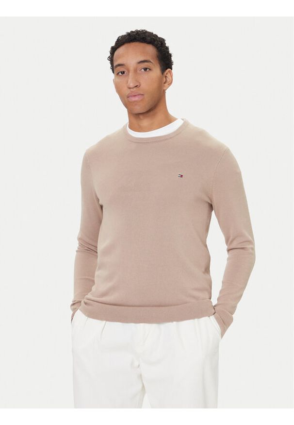 TOMMY HILFIGER - Tommy Hilfiger Sweter Essential Ssnl MW0MW39999 Beżowy Regular Fit. Kolor: beżowy. Materiał: bawełna