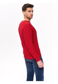 TOP SECRET - Sweter z grubej przędzy. Okazja: na co dzień. Kolor: czerwony. Materiał: dzianina. Sezon: wiosna, lato. Styl: casual #1