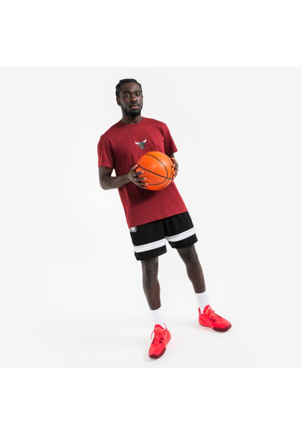TARMAK - Koszulka do koszykówki unisex Tarmak NBA Chicago Bulls TS 900. Kolor: czerwony. Materiał: poliester, materiał, bawełna. Sport: koszykówka