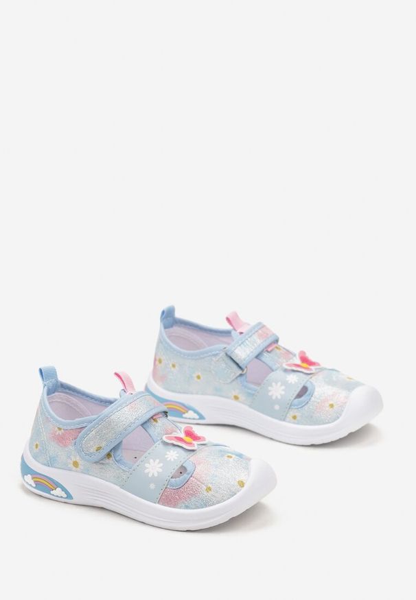 Born2be - Jasnoniebieskie Sandały z Wycięciami ze Skórzaną Wkładką Terial. Kolor: niebieski. Materiał: skóra. Sezon: lato. Styl: elegancki