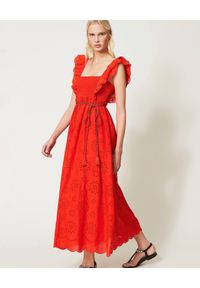 TwinSet - TWINSET - Czerwona maxi sukienka z haftem. Typ kołnierza: kołnierz z falbankami. Kolor: czerwony. Materiał: bawełna. Wzór: haft. Styl: elegancki. Długość: maxi #5