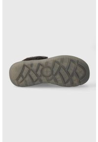 Ugg - UGG śniegowce City Butte kolor czarny 1153390. Nosek buta: okrągły. Zapięcie: sznurówki. Kolor: czarny. Materiał: wełna, włókno, materiał #5