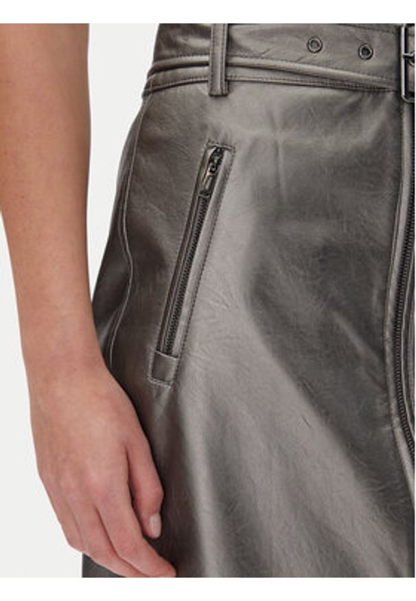 DKNY Spódnica z imitacji skóry P4JN6XIM Srebrny Regular Fit. Kolor: srebrny. Materiał: skóra