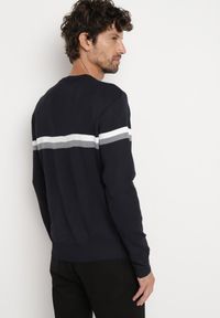 Born2be - Granatowy Sweter z Wełną i Paskami Sailissa. Kolor: niebieski. Materiał: wełna. Wzór: paski. Styl: elegancki #5