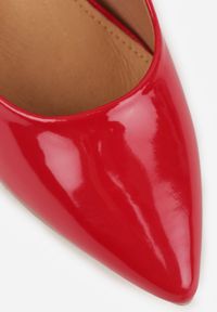 Renee - Czerwone Czółenka na Szpilce ze Skórzaną Wkładką Caronella. Okazja: na co dzień. Nosek buta: szpiczasty. Kolor: czerwony. Materiał: skóra. Obcas: na szpilce. Styl: casual, elegancki #5