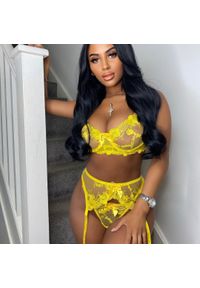 Intica - Komplet bielizny z haftem na specjalne okazje Ruxandra. Kolor: żółty. Materiał: materiał. Wzór: haft #7