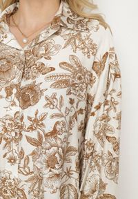 Born2be - Beżowa Wiskozowa Sukienka Koszulowa w Kwiaty Varvesa. Okazja: na co dzień. Typ kołnierza: kołnierzyk klasyczny. Kolor: beżowy. Materiał: wiskoza. Długość rękawa: długi rękaw. Wzór: kwiaty. Typ sukienki: koszulowe. Styl: klasyczny, casual, elegancki #3
