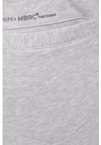 Tom Tailor spodnie męskie kolor szary melanżowe. Kolor: szary. Materiał: dzianina. Wzór: melanż #2