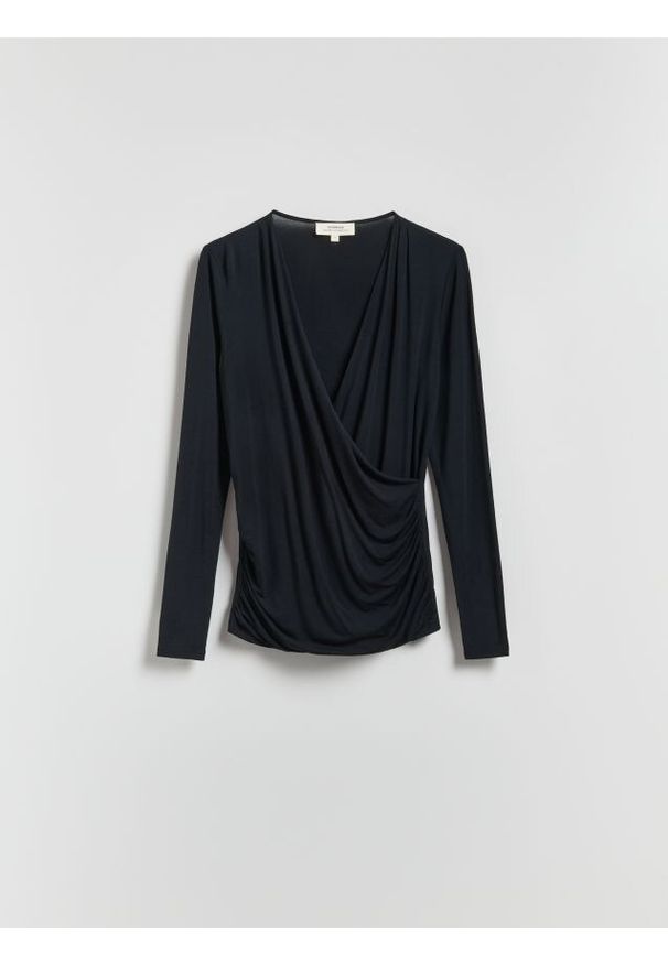 Reserved - Bluzka z modalem - czarny. Kolor: czarny. Materiał: dzianina