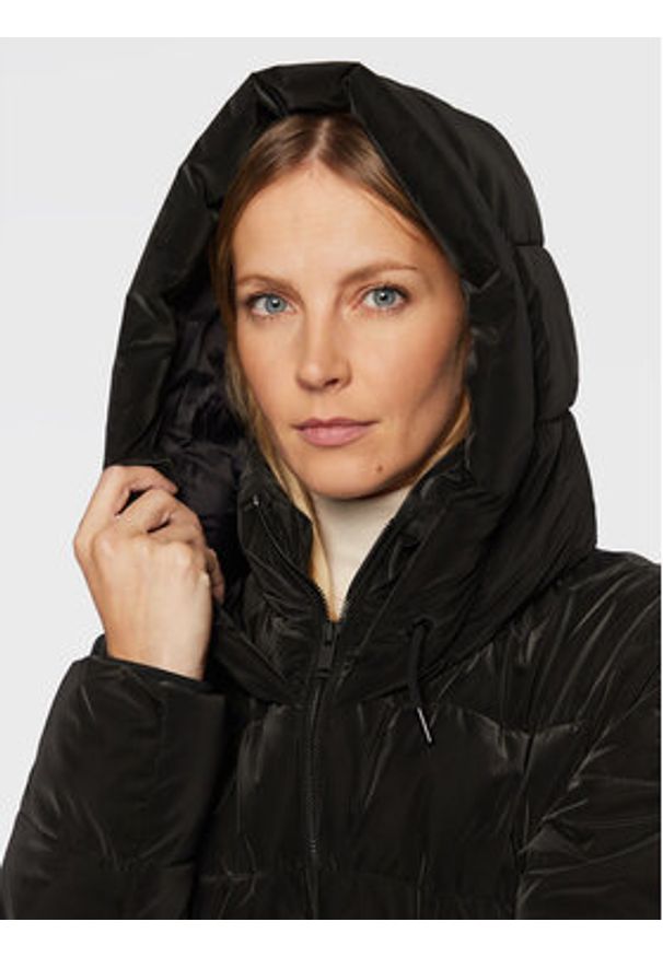 CMP Kurtka zimowa 32K3096 Czarny Regular Fit. Kolor: czarny. Materiał: syntetyk. Sezon: zima