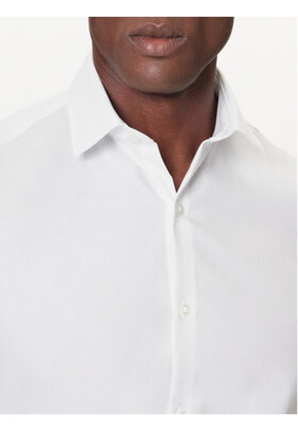 Guess Koszula LV019EU006 Biały Slim Fit. Kolor: biały. Materiał: bawełna