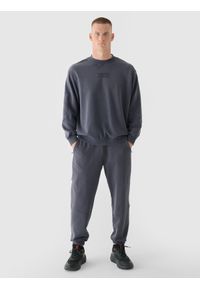 4f - 4F Spodnie dresowe joggery męskie 4F x Robert Lewandowski - szare XL. Kolor: szary. Materiał: dresówka. Wzór: gładki, ze splotem