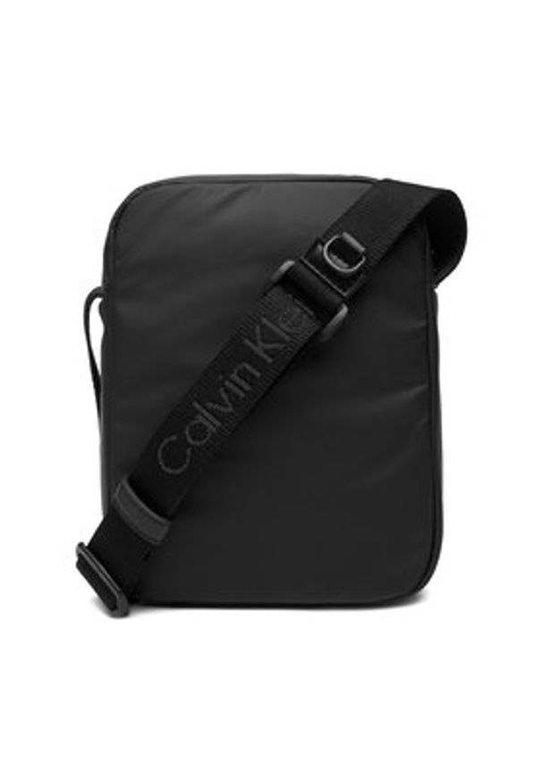 Calvin Klein Saszetka Puffer Utility Reporter LV04D3200G Czarny. Kolor: czarny. Materiał: materiał